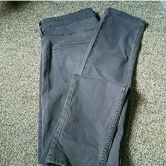 H&M Pants - Gray Skinny Ankle Regular Waist Pants by H&M